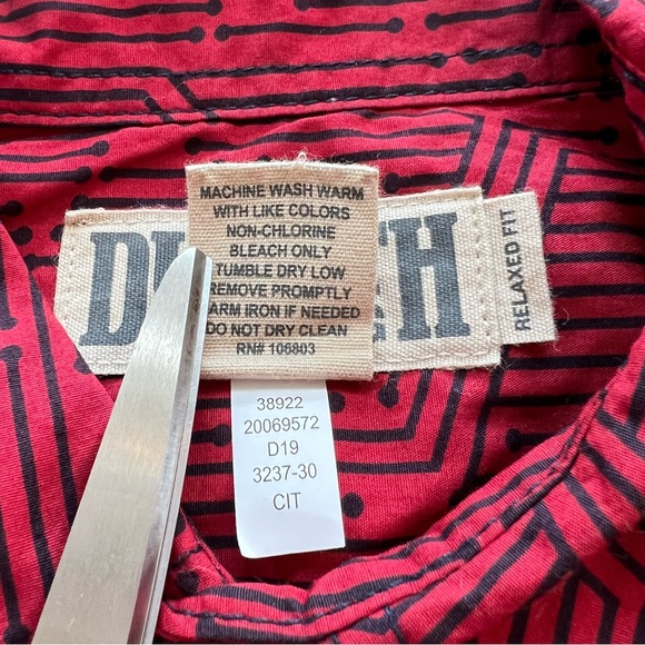 ⭐️ Duluth Trading Co Casual Relaxed Fit Short Sleeve Button Down Shirt SMALL - Picture 6 of 12